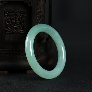 57.5mm糯种蓝绿翡翠圆镯