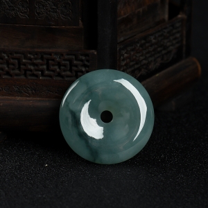 糯种飘花翡翠平安扣吊坠