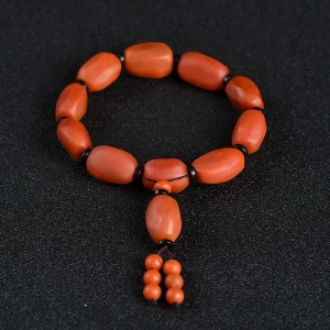 柿子红南红随形手串