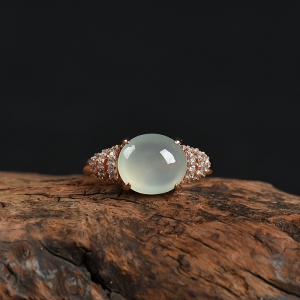 银镶糯种翡翠戒指