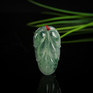 糯冰种飘花翡翠金枝玉叶吊坠
