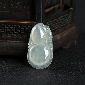 糯冰种白色翡翠福禄吊坠