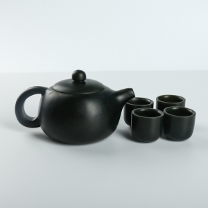 山料和田青玉茶壶摆件