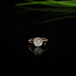 银镶糯冰种翡翠戒指