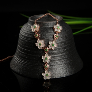 银镶糯冰种翡翠项链