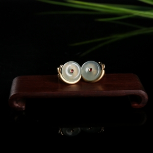 18K糯冰种翡翠安居乐业耳钉