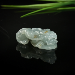 糯种俏色翡翠貔貅吊坠