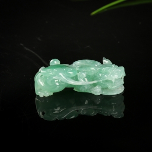 糯种飘翠翡翠貔貅吊坠