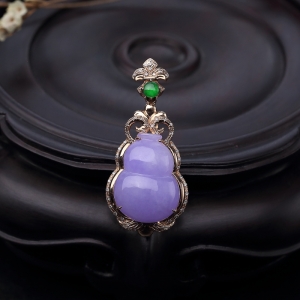 18K金镶钻糯种紫罗兰翡翠葫芦吊坠