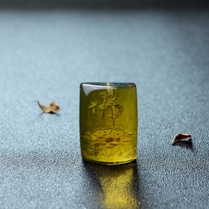 墨西哥蓝珀佛吊坠