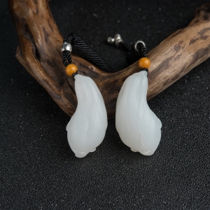 山料和田白玉白菜吊坠（两件）