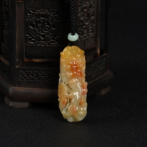 糯种黄翡望子成龙吊坠