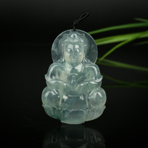 糯冰种飘花翡翠观音吊坠