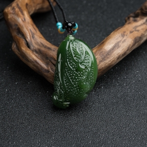 山料和田碧玉白菜吊坠