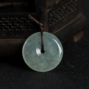 糯冰种飘花翡翠平安扣吊坠