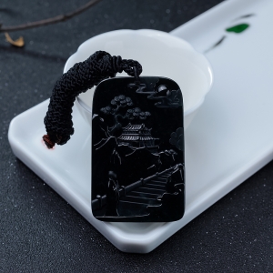 糯冰种墨翠山水意境牌吊坠