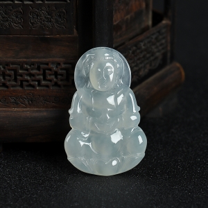 糯冰种浅绿翡翠观音吊坠