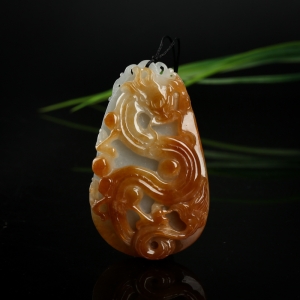糯种俏色黄翡辰龙吊坠