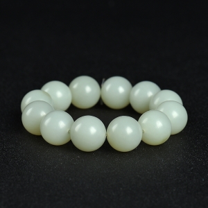 籽料和田青白玉手串