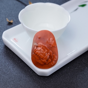 柿子红南红蝶恋花吊坠