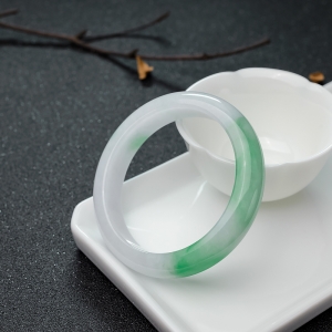 59mm糯种飘翠翡翠平安镯