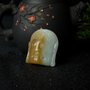 山料俏色和田玉一念之间吊坠