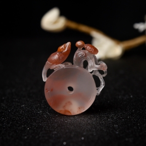 冰飘料南红喜上眉俏吊坠