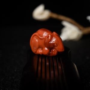 柿子红南红老鼠吊坠