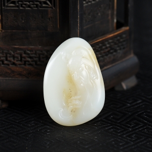 籽料俏色和田玉关羽吊坠