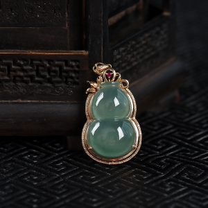 18K糯冰种灰绿翡翠福禄吊坠