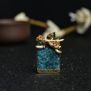 18K金镶中瓷乌兰花蔚蓝绿松石吊坠