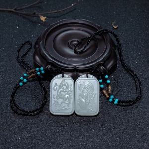 山料和田青白玉龙凤对牌吊坠