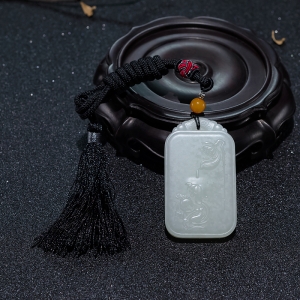 山料和田青白玉连年有余吊坠