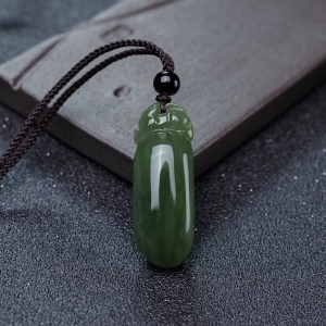 山料和田碧玉福豆吊坠