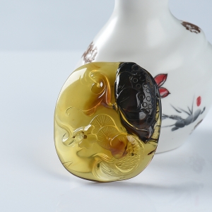 金兰珀年年有余吊坠