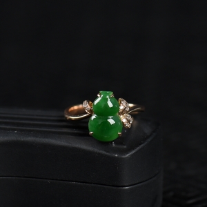 18k糯种暗绿翡翠福禄戒指