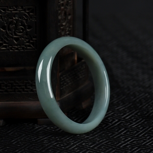 60.5mm糯种灰绿翡翠手镯
