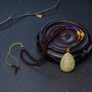 柠檬黄蜜蜡葫芦项链