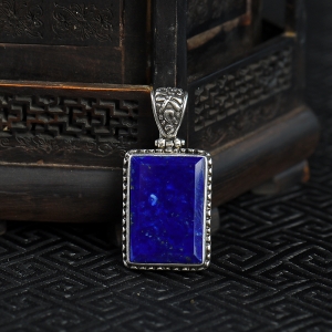 银镶青金石无事牌吊坠