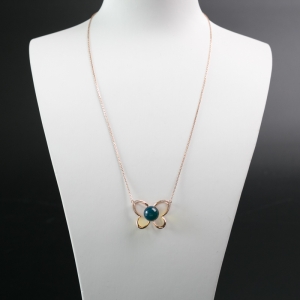 18K金镶钻天空蓝多米蓝珀锁骨链