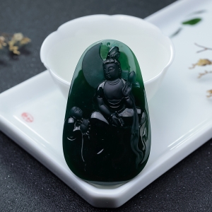 冰种墨翠观音吊坠