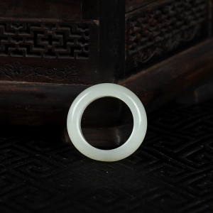 山料和田白玉戒指