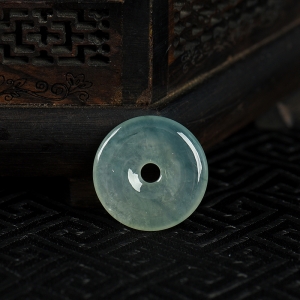 糯冰种飘花翡翠平安扣吊坠