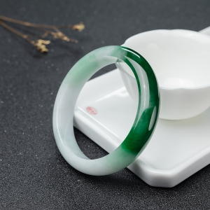 58mm糯种飘翠翡翠平安镯