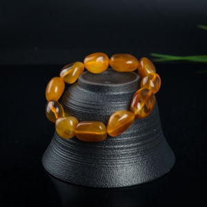 棕珀随形单圈手串