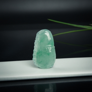 糯冰种飘翠翡翠节节高升吊坠