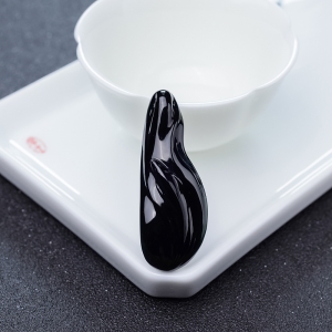 糯冰种墨翠如鱼得水吊坠
