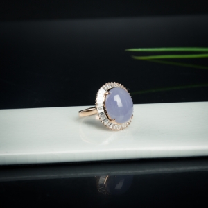 18k糯种紫罗兰翡翠蛋面戒指