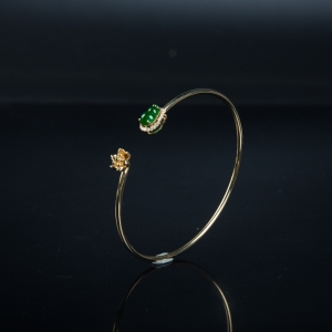 18k糯种翠绿翡翠福禄手镯