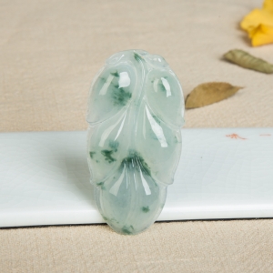 糯种飘花翡翠金枝玉叶吊坠